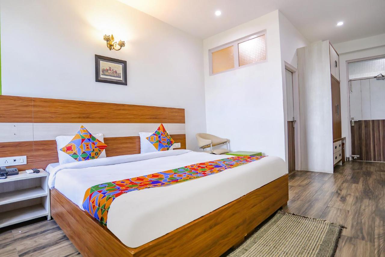 Fabhotel Aravali Suites Γκουργκάον Εξωτερικό φωτογραφία