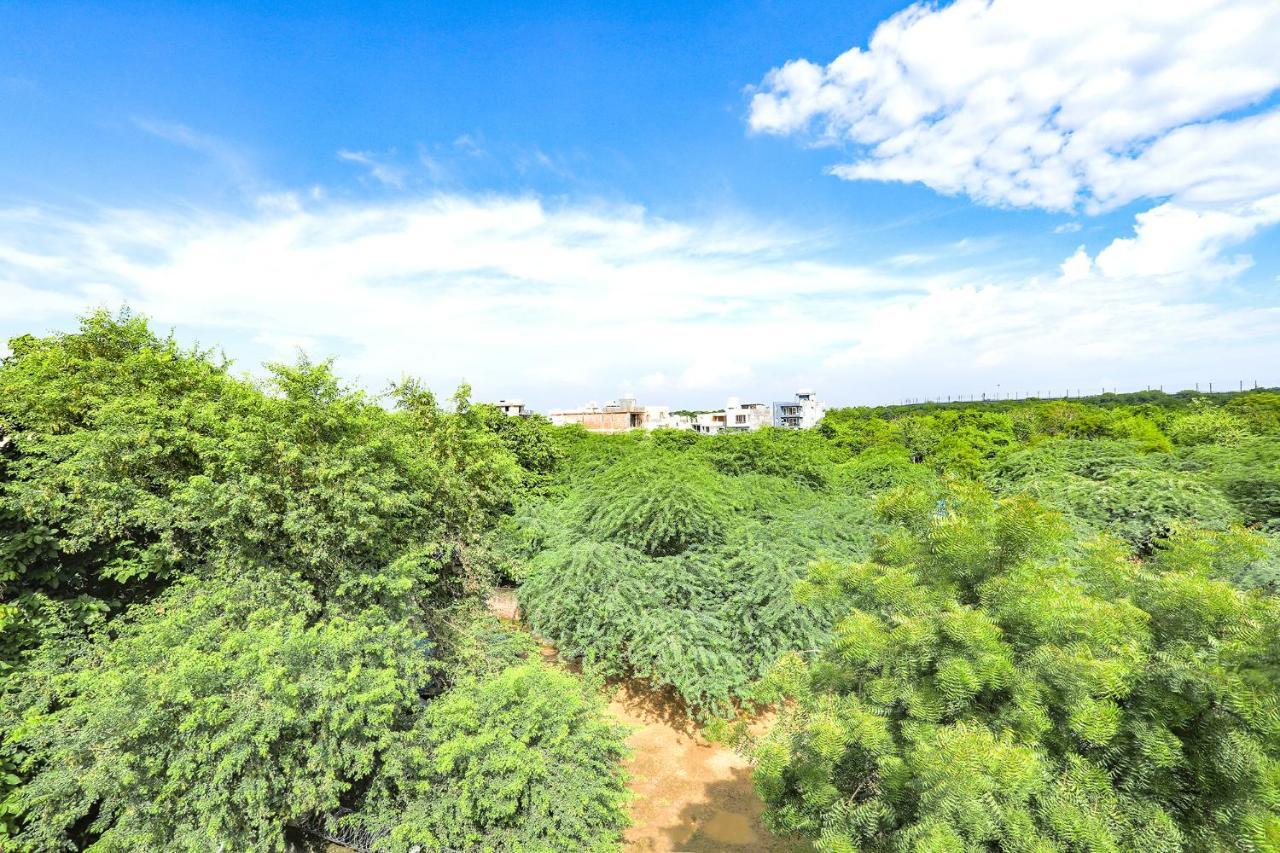 Fabhotel Aravali Suites Γκουργκάον Εξωτερικό φωτογραφία
