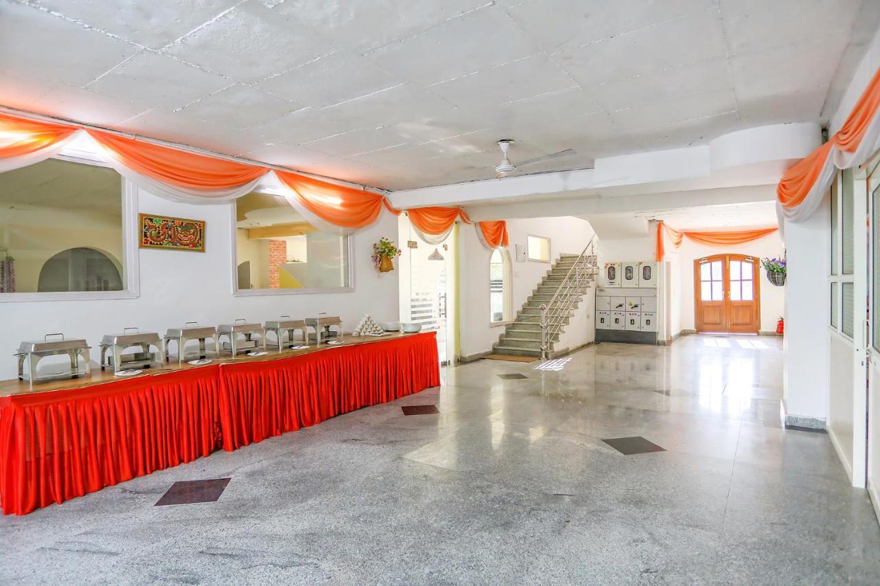 Fabhotel Aravali Suites Γκουργκάον Εξωτερικό φωτογραφία