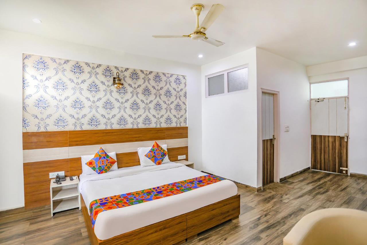 Fabhotel Aravali Suites Γκουργκάον Εξωτερικό φωτογραφία