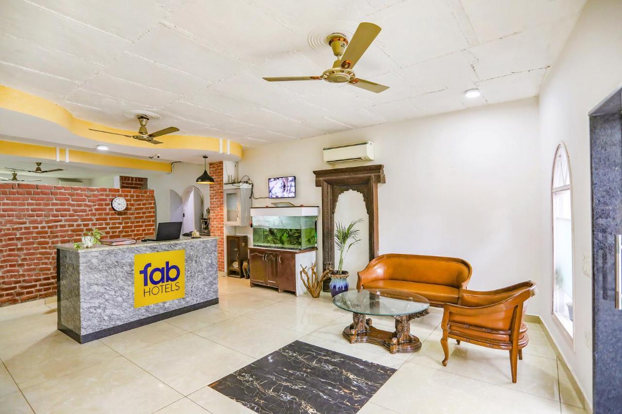 Fabhotel Aravali Suites Γκουργκάον Εξωτερικό φωτογραφία